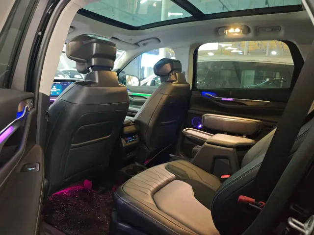 Ford Edge — Фото автомобиля 14