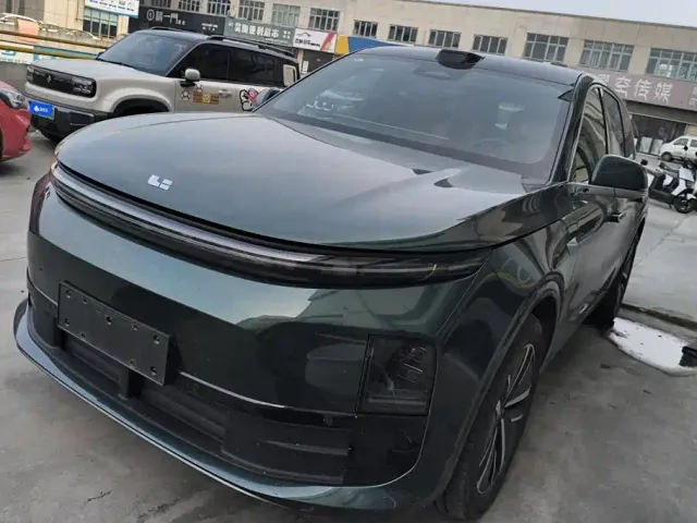Фотография автомобиля — Li Auto L6