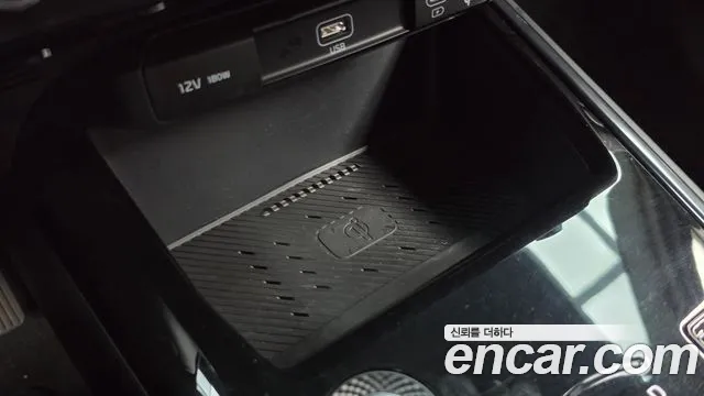 Kia Niro — Фото автомобиля 27