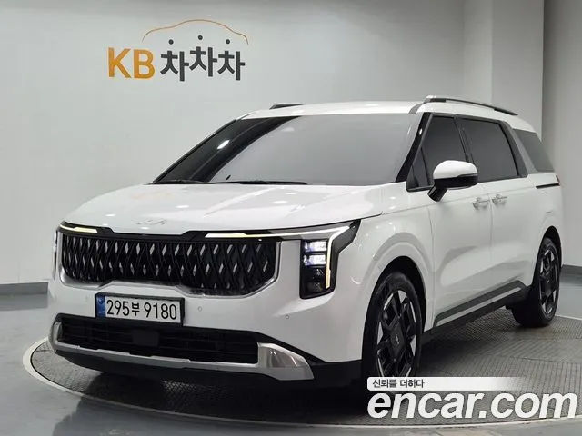 Фотография автомобиля — Kia Carnival 4th Gen