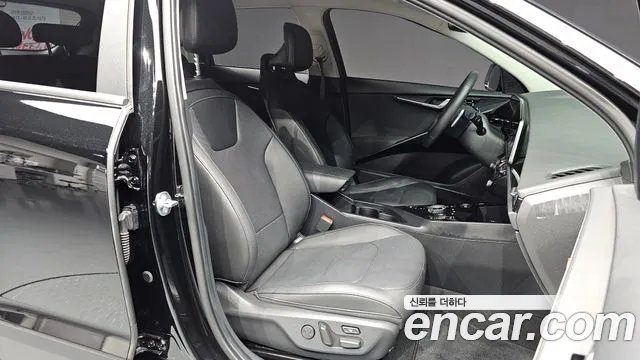 Kia Niro All Niro EV Air — Фото автомобиля 11