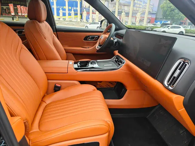 Geely Galaxy M9 — Фото автомобиля 6