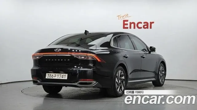 Hyundai Grandeur Grandeur (New) Hybrid — Фото автомобиля 2