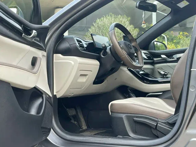 BYD Qin PLUS — Фото автомобиля 13