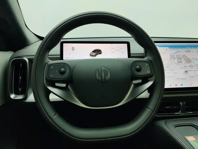 Leapmotor Lafa 5 — Фото автомобиля 15