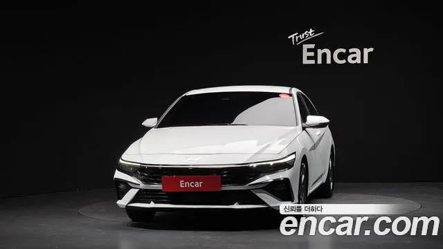 Hyundai AVANTE Новый Avante (CN7) — Фото автомобиля 3