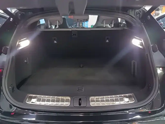 Nio ET5 Touring — Фото автомобиля 18