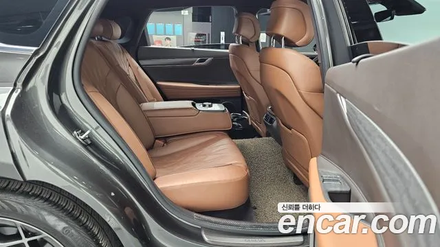 Genesis G80 Бензин 2.5 турбо AWD — Фото автомобиля 12