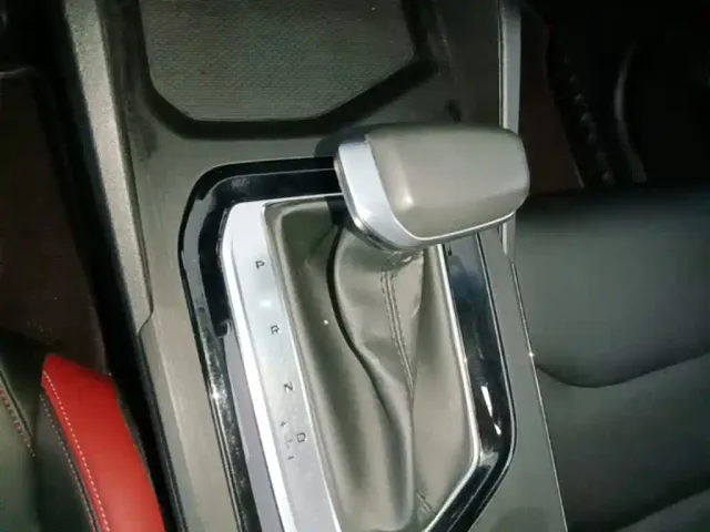 Geely Emgrand S — Фото автомобиля 13