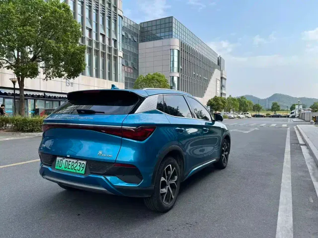 BYD Yuan PLUS — Фото автомобиля 6