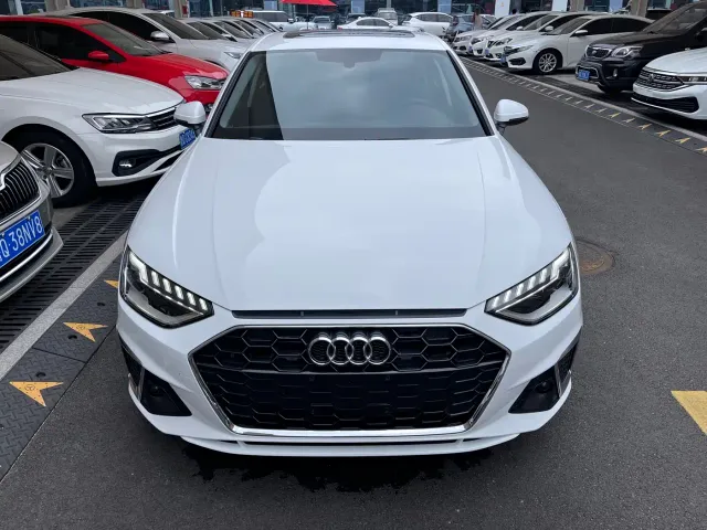 Audi A4L — Фото автомобиля 2