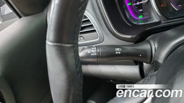 Renault-KoreaSamsung QM6 Новый QM6 2.0 LPe RE Signature 2WD — Фото автомобиля 29
