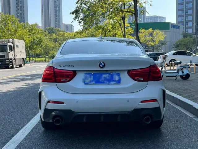 BMW 1 Series — Фото автомобиля 4