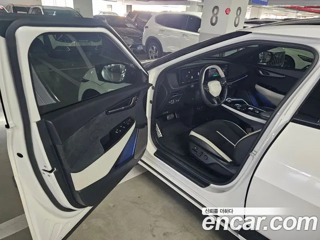 Kia EV6 EV6 (New) — Фото автомобиля 9