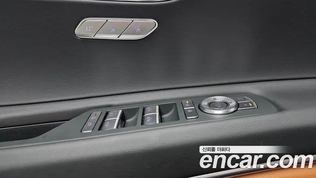 Genesis GV80 — Фото автомобиля 29