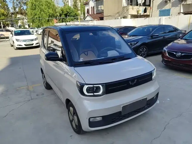 Wuling Hongguang Mini EV — Фото автомобиля 3
