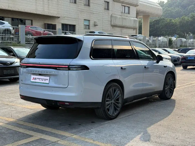 Leapmotor C16 — Фото автомобиля 15