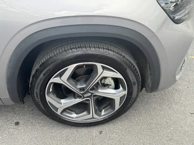 Geely Xingyue L — Фото автомобиля 17