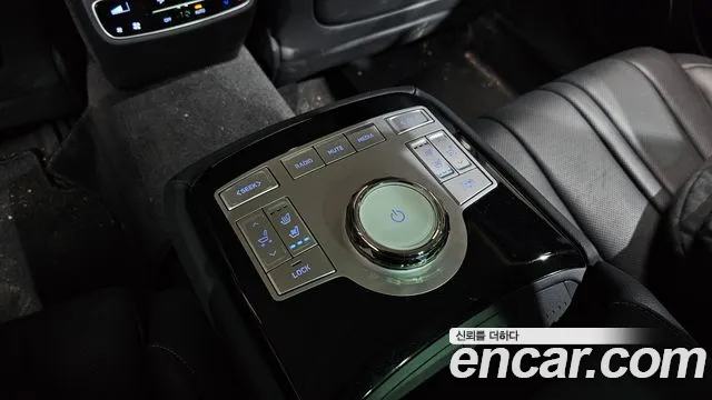 Genesis G80 Бензин 3.5 турбо AWD — Фото автомобиля 16