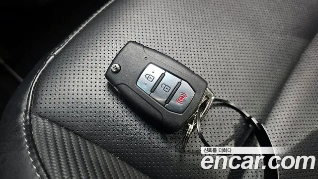 KG_Mobility_Ssangyong TIBOLI Very New Tivoli Бензин 1.5 2WD — Фото автомобиля 11