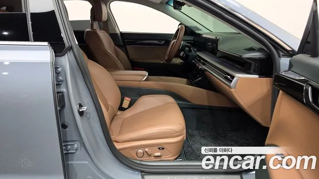 Hyundai Grandeur GN7 — Фото автомобиля 16