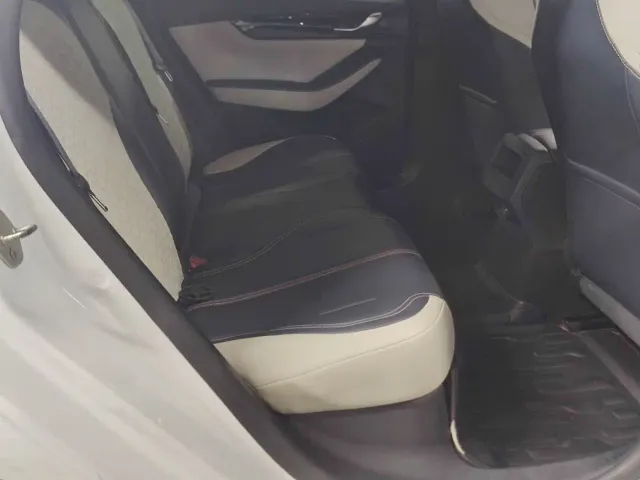 BYD Qin PLUS — Фото автомобиля 12