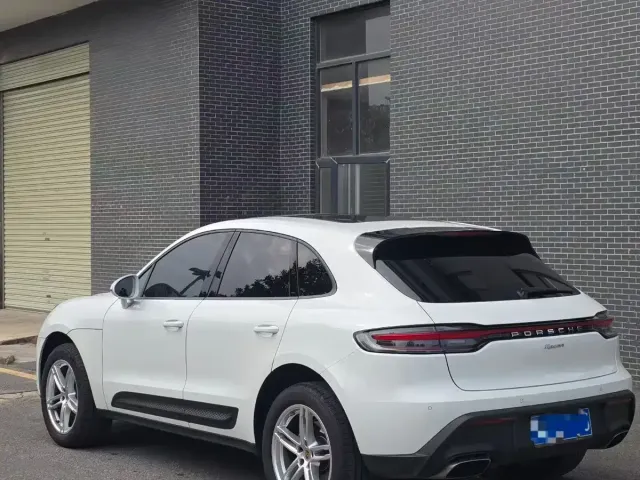 Porsche Macan — Фото автомобиля 9