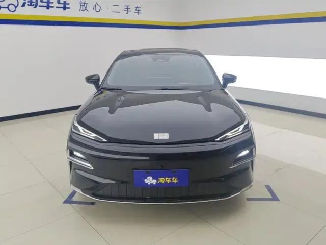 Geely Galaxy Xingyao 8 — Фото автомобиля 2
