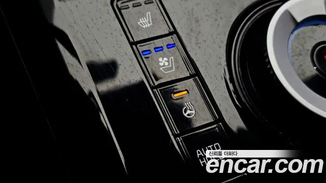 Kia Niro The All New Niro Signature — Фото автомобиля 13
