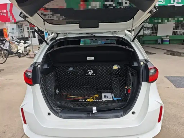Honda Fit — Фото автомобиля 18