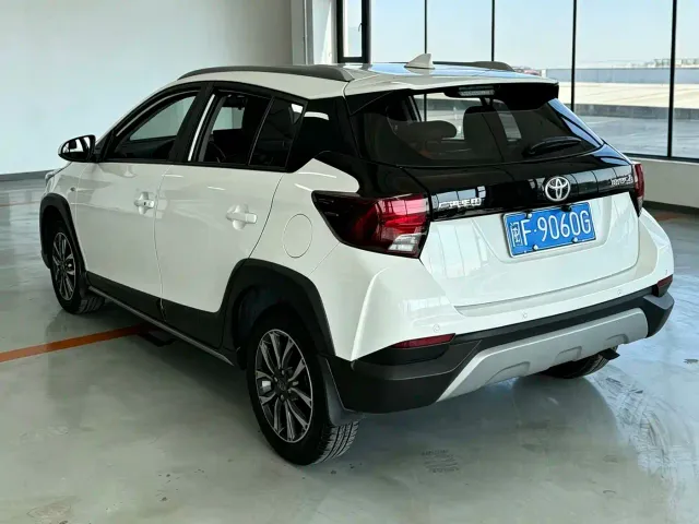 Toyota YARiS L Zhi Xuan — Фото автомобиля 3