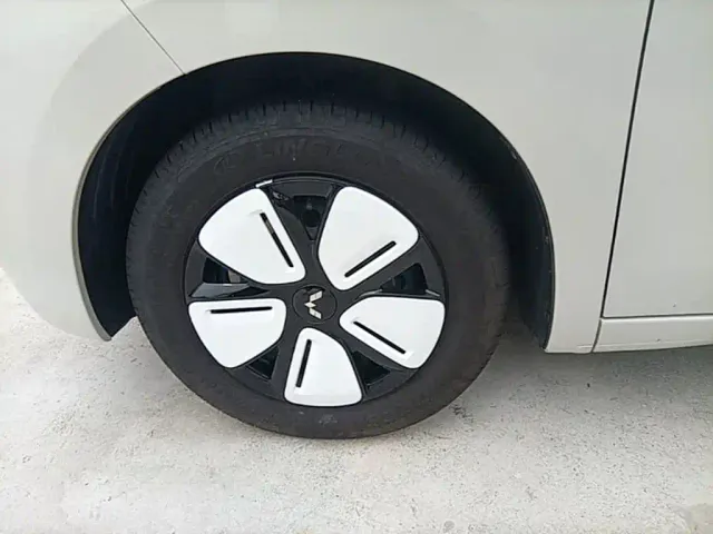 Wuling Hongguang Mini EV — Фото автомобиля 22
