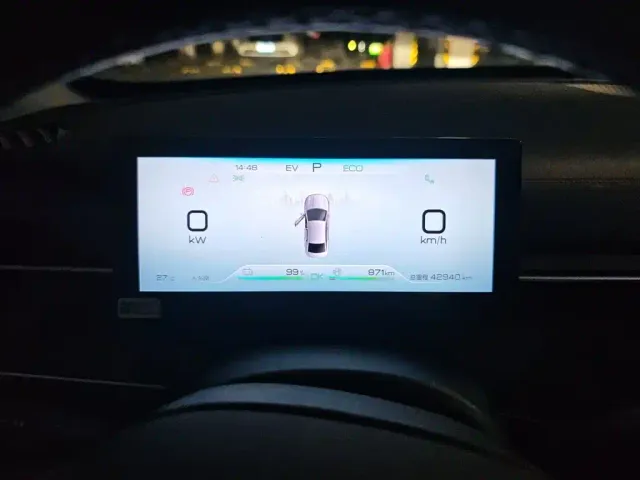 BYD Destroyer 05 2022 DM-i 55KM Premium — Фото автомобиля 12