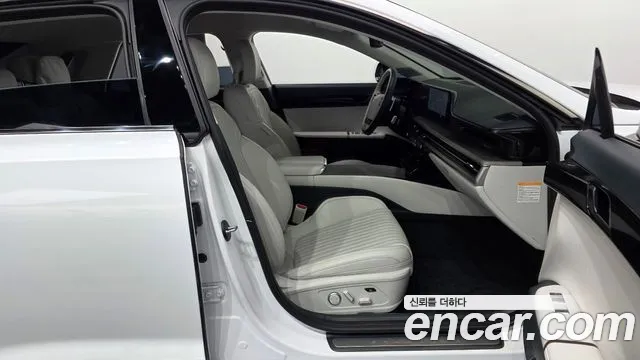 Hyundai Grandeur GN7 — Фото автомобиля 16