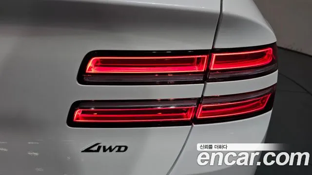 Genesis GV80 2.5T Бензин AWD — Фото автомобиля 22