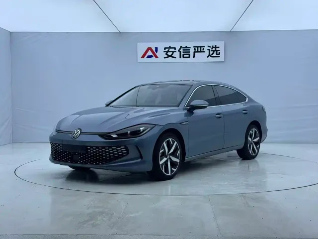Фотография автомобиля — Volkswagen Lamando