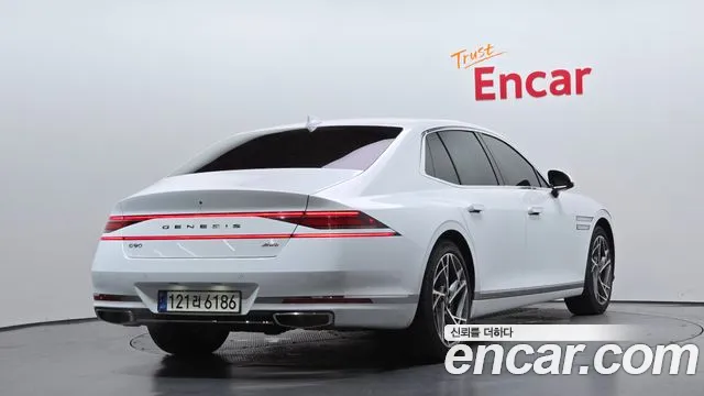 Genesis G90 Бензин 3.5 турбо AWD — Фото автомобиля 2