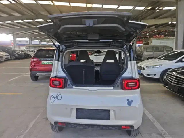 Wuling Hongguang Mini EV — Фото автомобиля 18