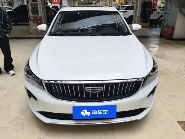 Geely Emgrand — Фото автомобиля 2
