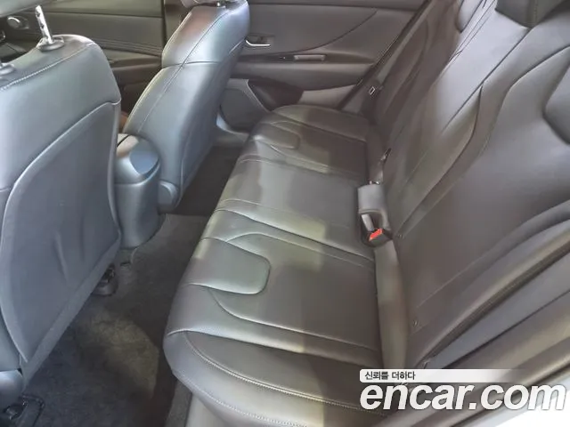 Hyundai Avante CN7 — Фото автомобиля 18