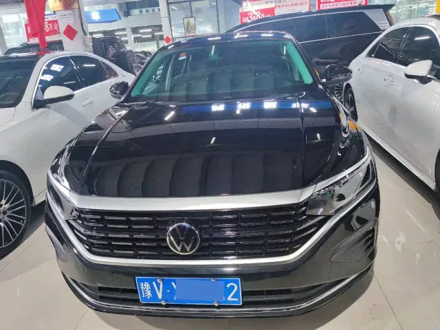 Volkswagen Passat — Фото автомобиля 2