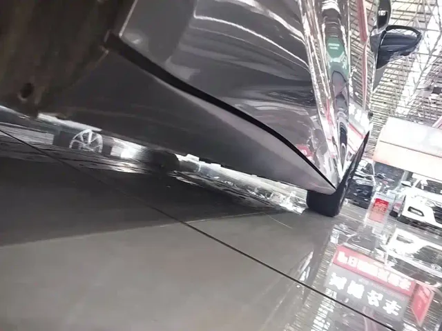 BYD Qin L — Фото автомобиля 20
