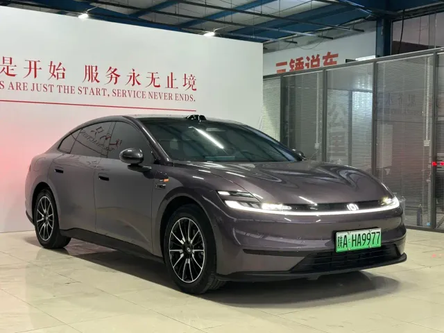 Changan Qiyuan A06 — Фото автомобиля 3