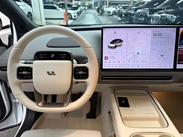 Li Auto i6 — Фото автомобиля 12