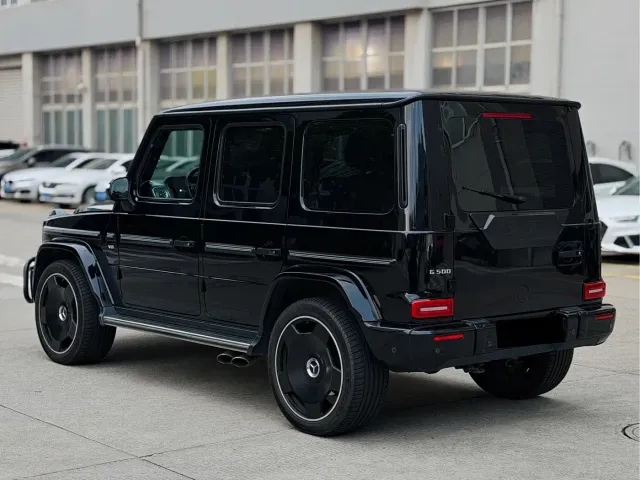 Mercedes-Benz G-Class — Фото автомобиля 4