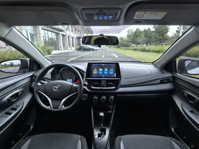 Toyota Vios — Фото автомобиля 4