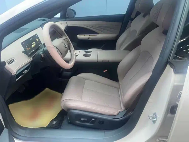 Nissan N7 — Фото автомобиля 15