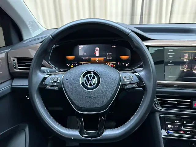 Volkswagen Tharu — Фото автомобиля 10