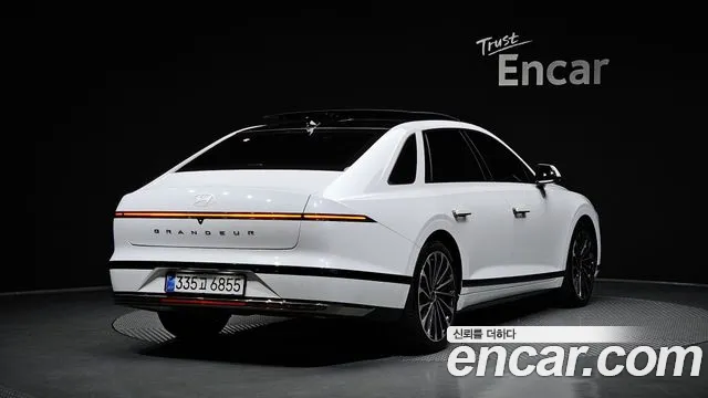 Hyundai Grandeur GN7 — Фото автомобиля 2
