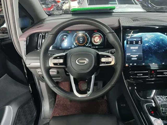 GAC Trumpchi M8 — Фото автомобиля 10